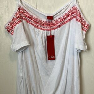 NWT s.Oliver off shoulder top